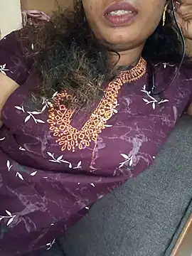 Snapshot of tamilsaisree chatting on July 1, 2026, 5:12 pm tamilsaisree online show from July 1, 2026, 5:12 pm