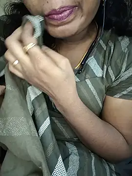 Snapshot of tamilsaisree chatting on July 31, 2026, 5:12 pm tamilsaisree online show from July 31, 2026, 5:12 pm