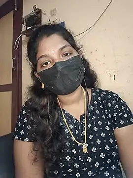 Snapshot of tamilsaisree chatting on August 4, 2026, 5:04 pm tamilsaisree online show from August 4, 2026, 5:04 pm