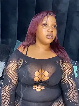 THICKBARBIE32 online show from June 26, 2026, 8:35 pm