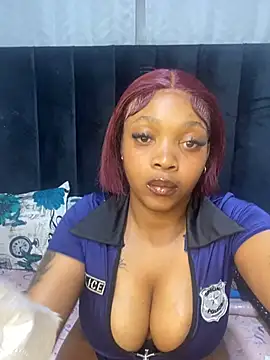 THICKBARBIE32 online show from July 14, 2026, 1:08 am