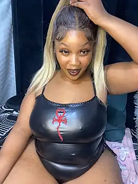 THICKBARBIE32 online show from July 26, 2026, 10:49 pm