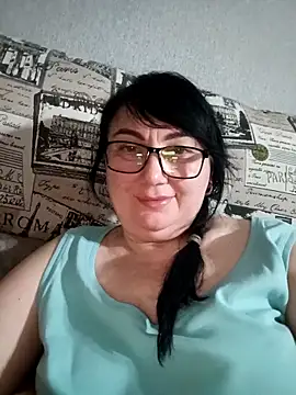 MariSwan222 online show from April 2, 2026, 8:50 pm