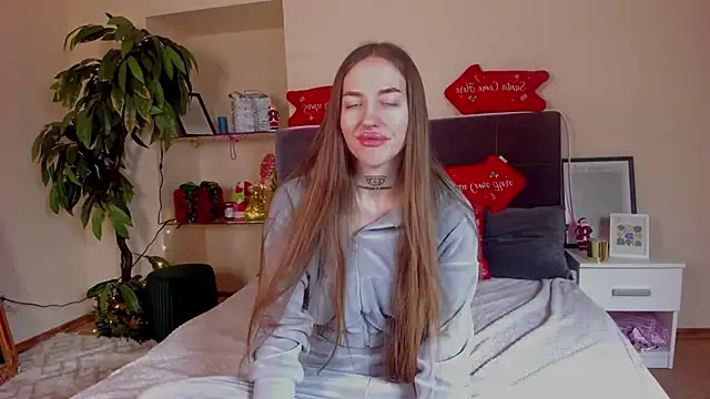 AdrianaCult online show from January 12, 2026, 6:29 am