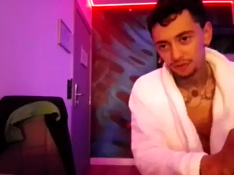 sorbetedeframbuesa68 online show from February 6, 2026, 9:40 pm