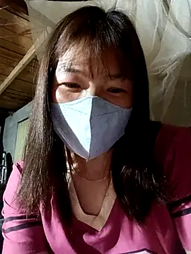 Snapshot of May-Ne chatting on February 21, 2026, 2:29 pm May-Ne online show from February 21, 2026, 2:29 pm