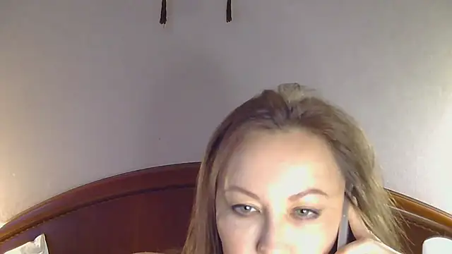 NessaMuti online show from December 17, 2025, 11:05 am