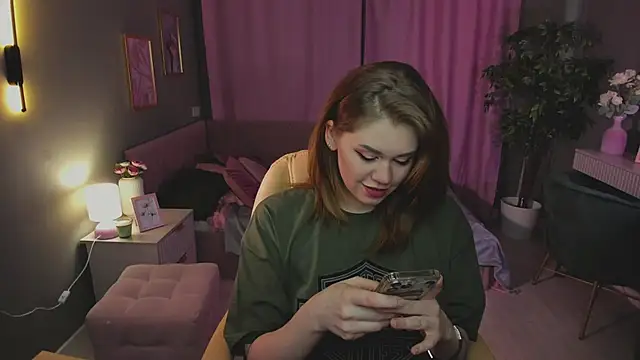 Alison Doody online show from February 12, 2026, 4:40 am