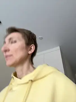 Sensual Flower online show from February 5, 2026, 6:29 am