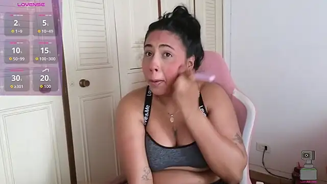 Valery  lovex online show from March 27, 2026, 9:47 pm