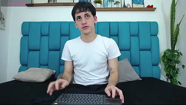 Snapshot of boy_Dirty_X chatting on April 30, 2026, 2:51 am boy Dirty X online show from April 30, 2026, 2:51 am