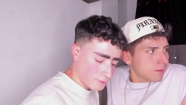 Snapshot of naughtysalomon__ chatting on March 3, 2026, 11:21 pm naughtysalomon online show from March 3, 2026, 11:21 pm