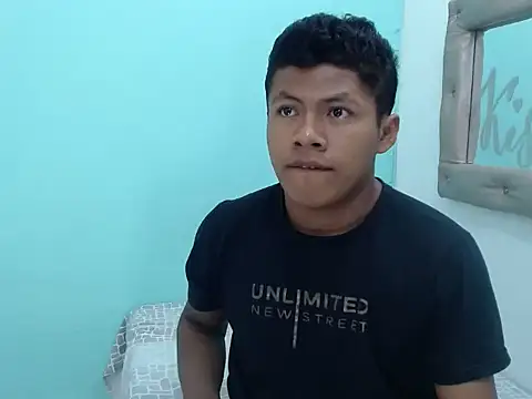 toomixxx online show from December 20, 2025, 2:40 am