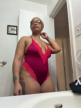 SweeTexasKyn online show from April 25, 2026, 4:26 am