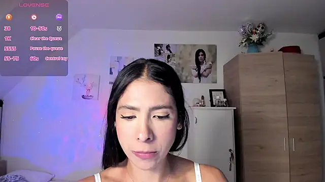 Snapshot of VEROSlen- chatting on February 8, 2026, 1:53 am VEROSlen- online show from February 8, 2026, 1:53 am