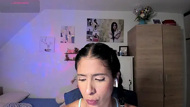 Snapshot of VEROSlen- chatting on February 25, 2026, 3:16 am VEROSlen- online show from February 25, 2026, 3:16 am