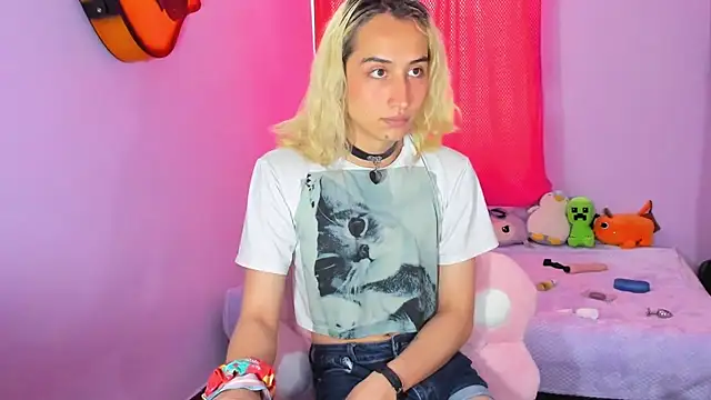 Snapshot of Elis-Darling chatting on February 4, 2026, 7:31 pm Elis-Darling online show from February 4, 2026, 7:31 pm