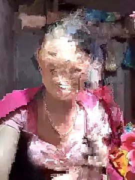 Snapshot of Girl_cutee chatting on January 18, 2026, 12:42 pm Girl cutee online show from January 18, 2026, 12:42 pm