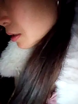 Snapshot of Girl_cutee chatting on February 11, 2026, 9:42 pm Girl cutee online show from February 11, 2026, 9:42 pm