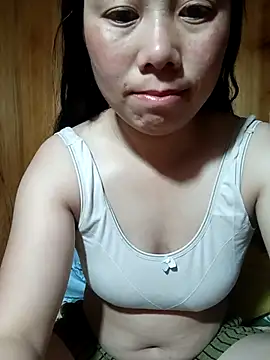 Chloe-ee online show from February 23, 2026, 10:18 pm