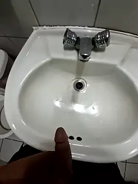 lucas1890 online show from January 9, 2026, 6:27 am