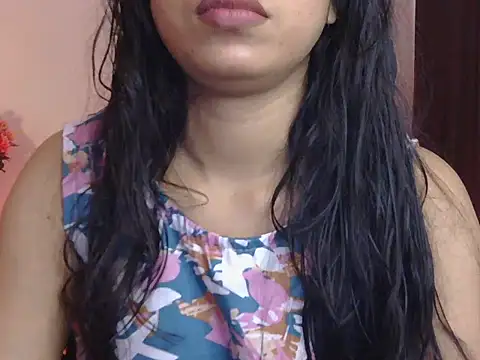 Snapshot of miss_ragni chatting on April 5, 2026, 3:36 am miss ragni online show from April 5, 2026, 3:36 am