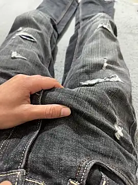 harshv11 online show from February 18, 2026, 4:36 pm