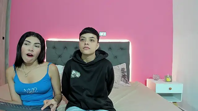 Snapshot of ariloe_quintero chatting on January 7, 2026, 12:29 pm ariloe quintero online show from January 7, 2026, 12:29 pm