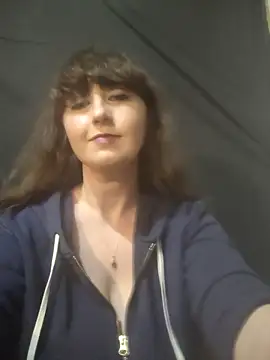 Camellia-Pink online show from December 17, 2025, 10:05 pm