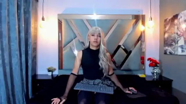 Asa Noir online show from December 21, 2025, 1:18 pm