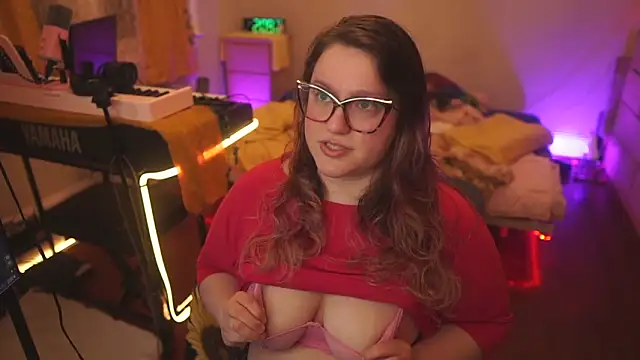 FireproofCuriousiteaze online show from March 7, 2026, 7:05 am