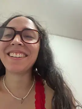 LatinDoll8 online show from April 20, 2026, 4:48 am