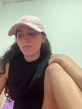 LatinDoll8 online show from June 9, 2026, 2:12 am