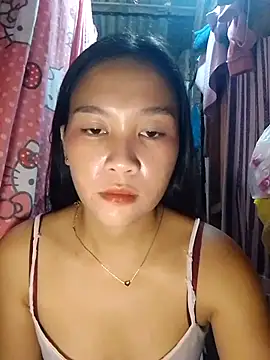 sheriesassyann online show from April 12, 2026, 12:32 pm