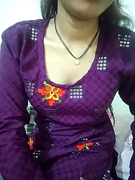 Snapshot of Tanya_mital12 chatting on February 15, 2026, 5:26 am Tanya mital12 online show from February 15, 2026, 5:26 am