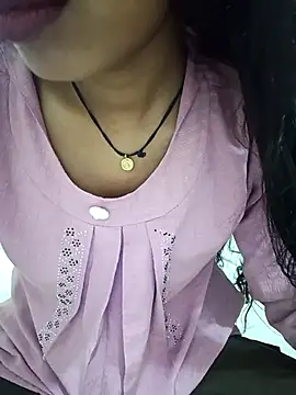 Snapshot of Tanya_mital12 chatting on February 25, 2026, 4:44 am Tanya mital12 online show from February 25, 2026, 4:44 am