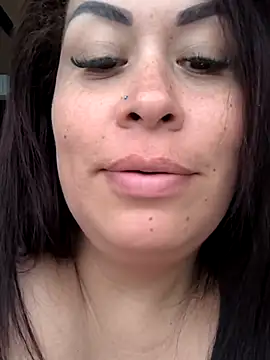 Snapshot of Natymendoza998 chatting on February 2, 2026, 9:46 pm Natymendoza998 online show from February 2, 2026, 9:46 pm