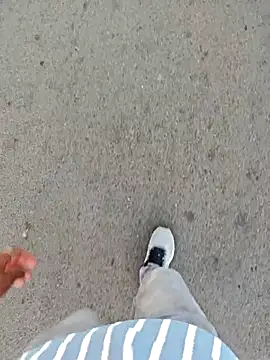 AqueousCrepe online show from April 14, 2026, 12:44 pm