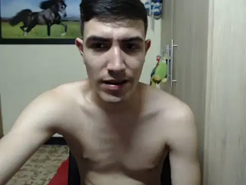 thiago collins9 online show from February 1, 2026, 10:19 pm