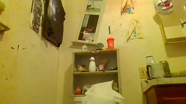 becky1111 online show from April 19, 2026, 7:16 pm