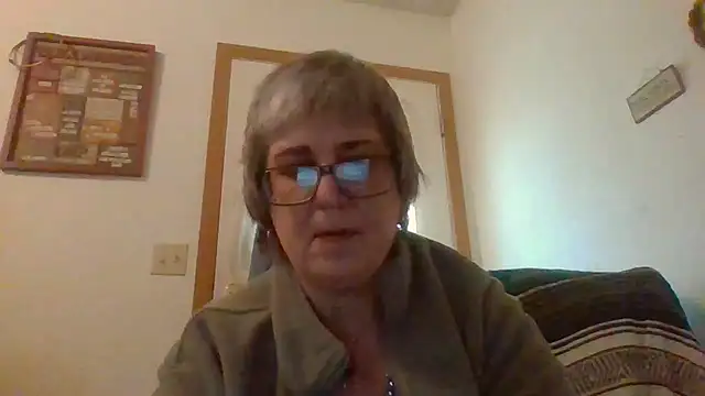 becky1111 online show from May 2, 2026, 2:33 pm
