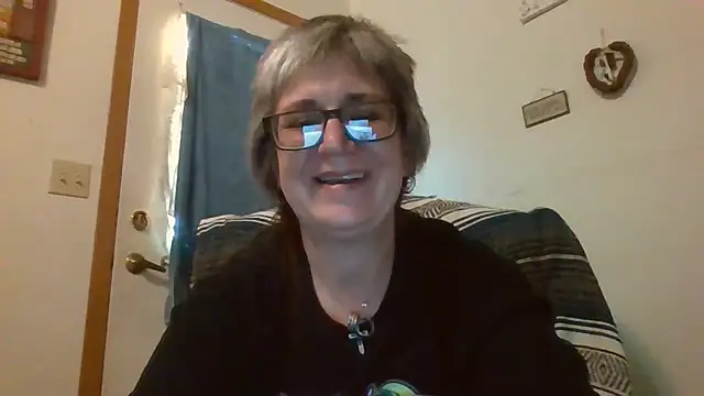 becky1111 online show from May 16, 2026, 12:18 am