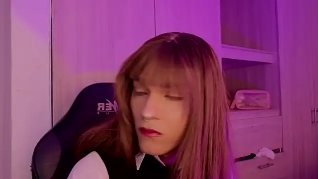 tiffanyy 777 online show from June 16, 2026, 2:47 am