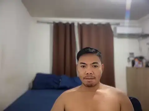 chubbybear 08 online show from February 4, 2026, 3:51 pm