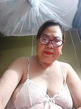 Snapshot of cuncon7700 chatting on March 15, 2026, 12:22 pm cuncon7700 online show from March 15, 2026, 12:22 pm