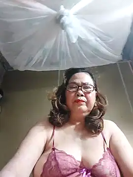 Snapshot of cuncon7700 chatting on March 27, 2026, 1:33 pm cuncon7700 online show from March 27, 2026, 1:33 pm