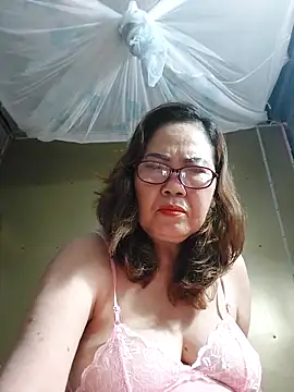 Snapshot of cuncon7700 chatting on March 29, 2026, 10:10 pm cuncon7700 online show from March 29, 2026, 10:10 pm