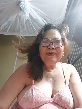 Snapshot of cuncon7700 chatting on April 1, 2026, 1:52 pm cuncon7700 online show from April 1, 2026, 1:52 pm