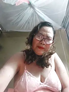 Snapshot of cuncon7700 chatting on April 10, 2026, 3:56 am cuncon7700 online show from April 10, 2026, 3:56 am