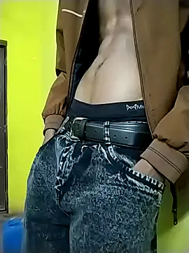 Snapshot of Jordyalnino92 chatting on December 19, 2025, 10:44 am Jordyalnino92 online show from December 19, 2025, 10:44 am